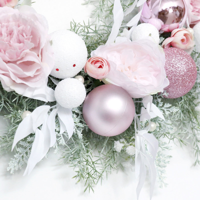 Waterproof Artificial Plant Wall Panels Eucalyptus Wreath UV Resistent For Wedding Decoration